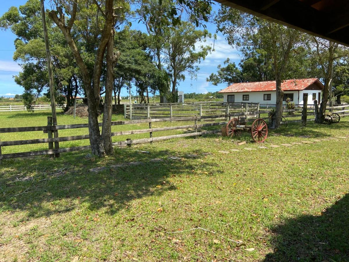 Haras Trevo De Ferro, Praia, Piscina E Campo 托雷斯 外观 照片