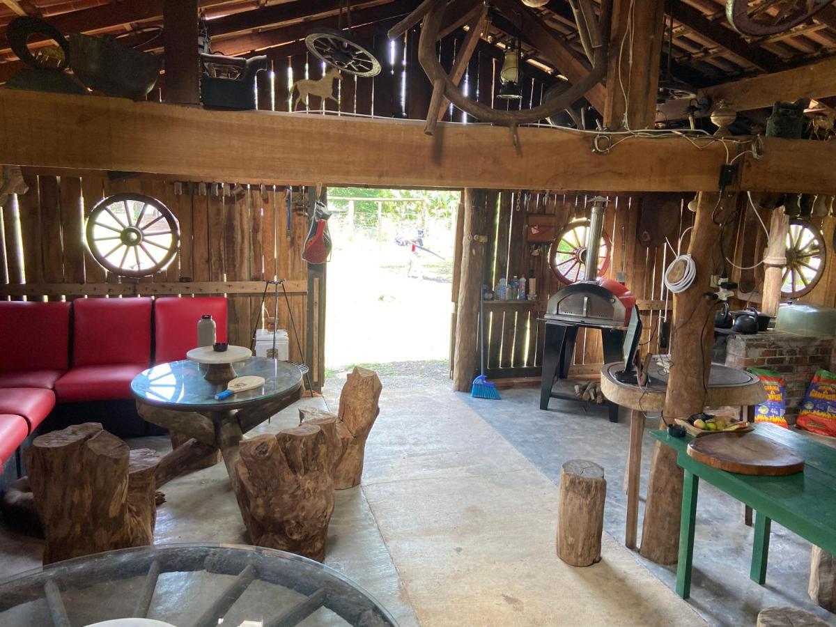 Haras Trevo De Ferro, Praia, Piscina E Campo 托雷斯 外观 照片