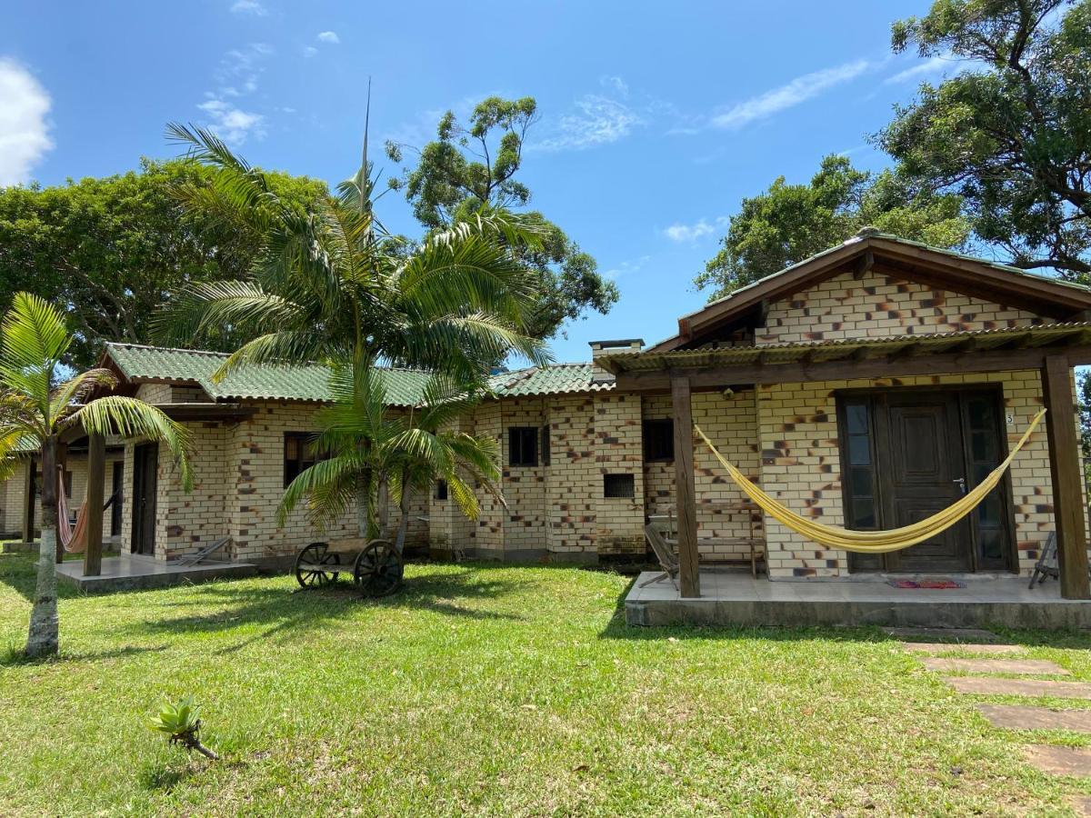 Haras Trevo De Ferro, Praia, Piscina E Campo 托雷斯 外观 照片